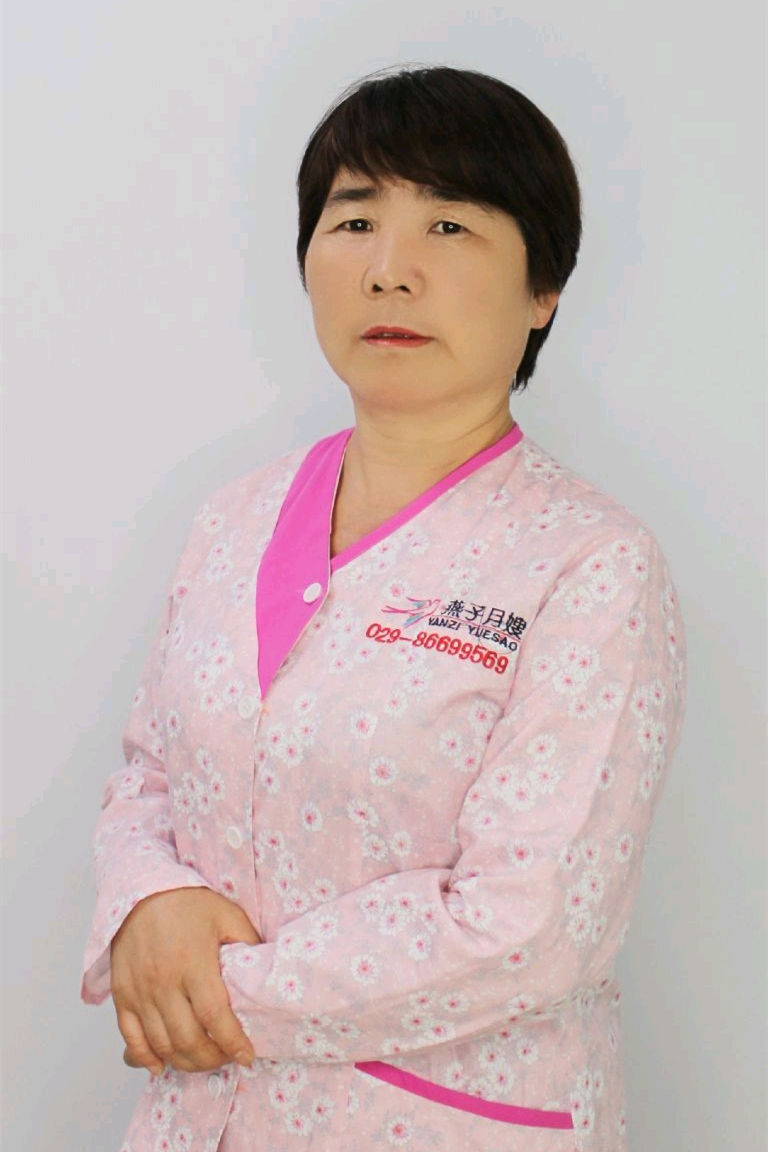 西安燕子月嫂岳俠葉個(gè)人形象照